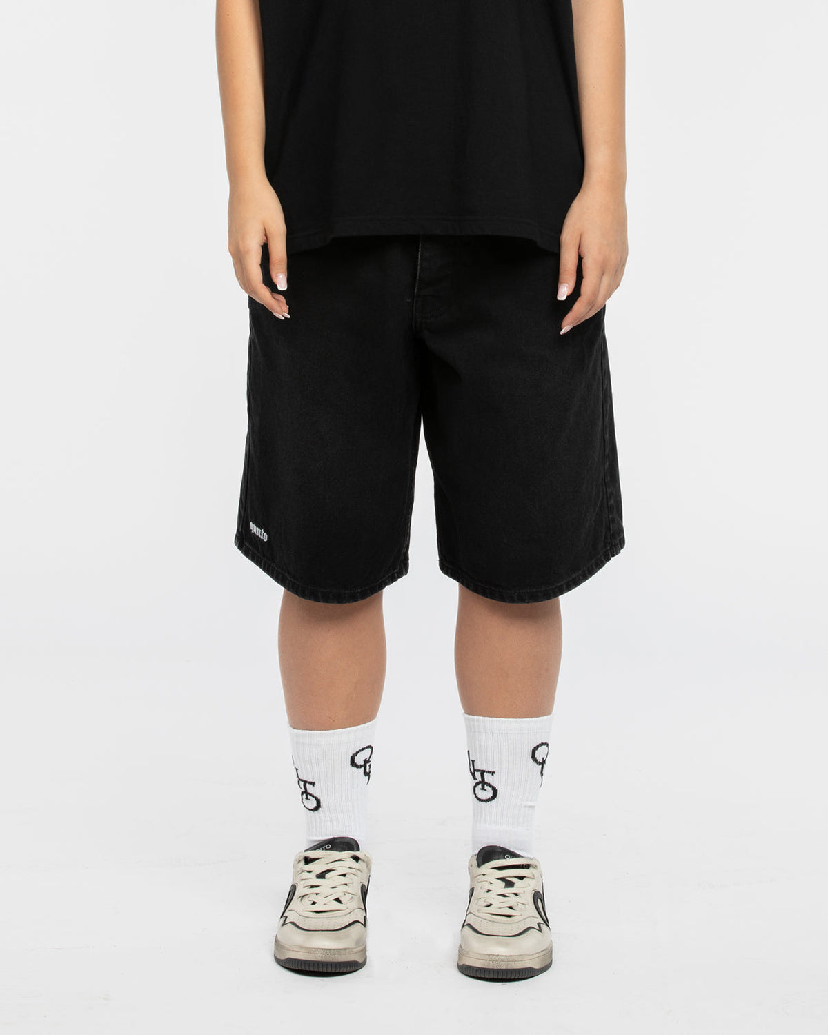 QT DENIM SHORTS BLACK