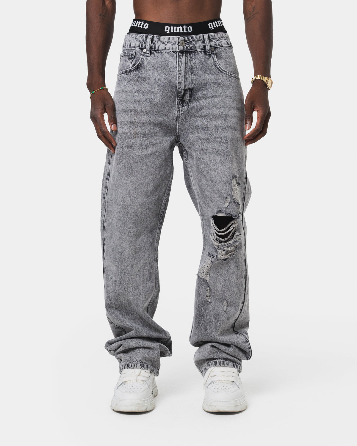 RIPPED JEANS GREY