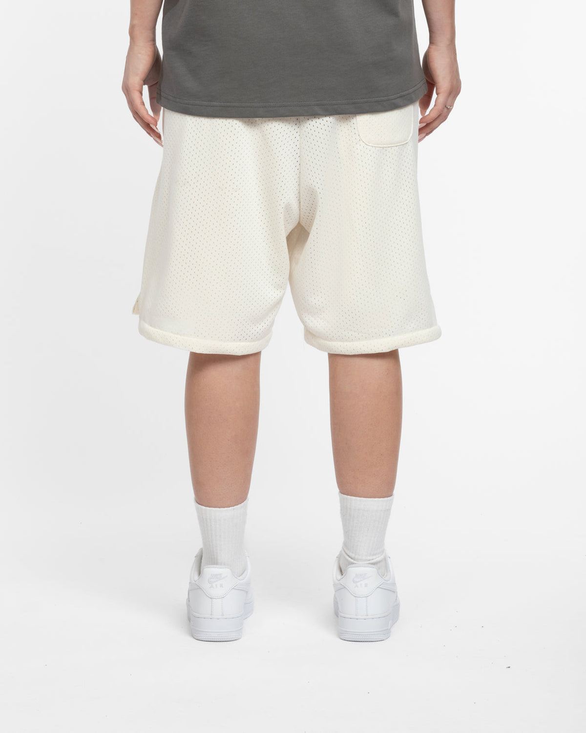 QUNTO MESH SHORTS CREAM