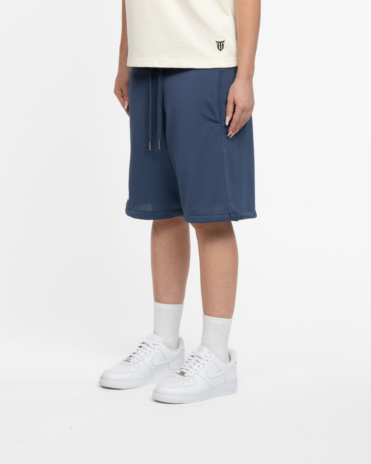 QUNTO MESH SHORTS BLUE