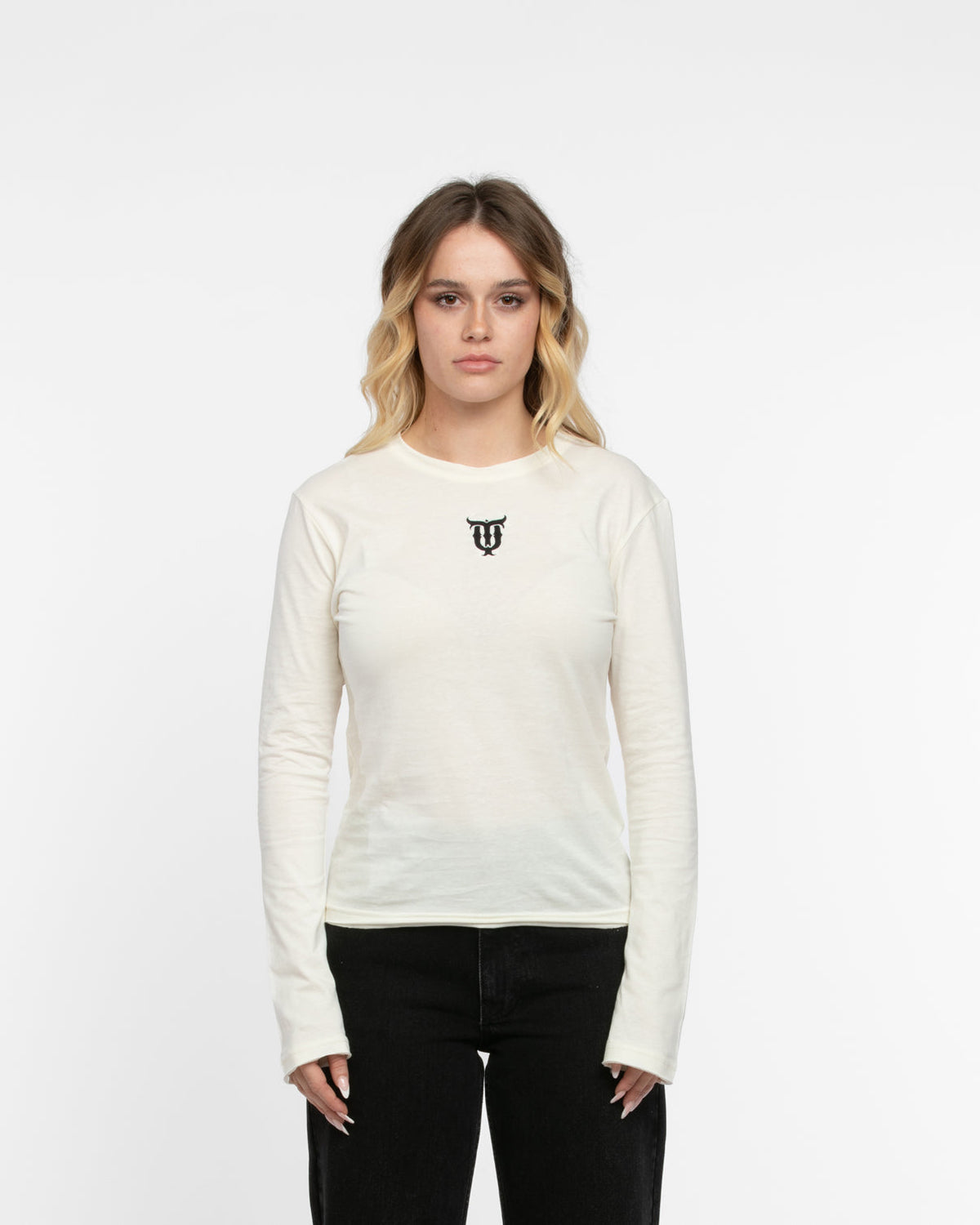 W LONGSLEEVE QUNTO BASIC WHITE