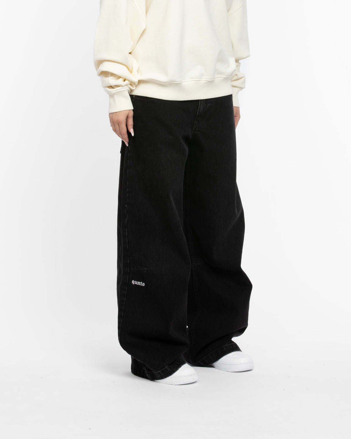 W BAGGY JEANS BLACK