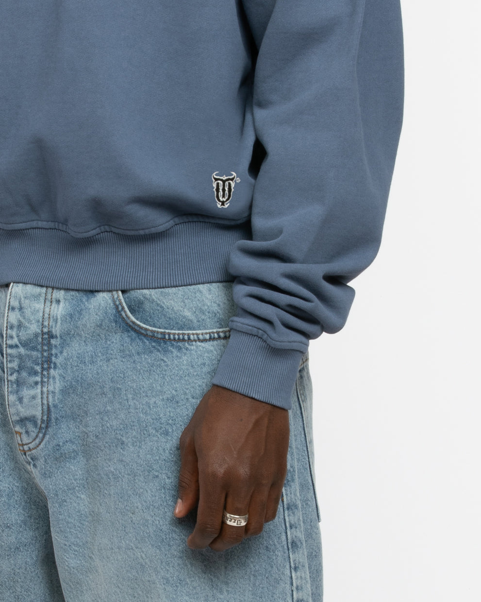 ESSENTIALS BLUE SWEATER