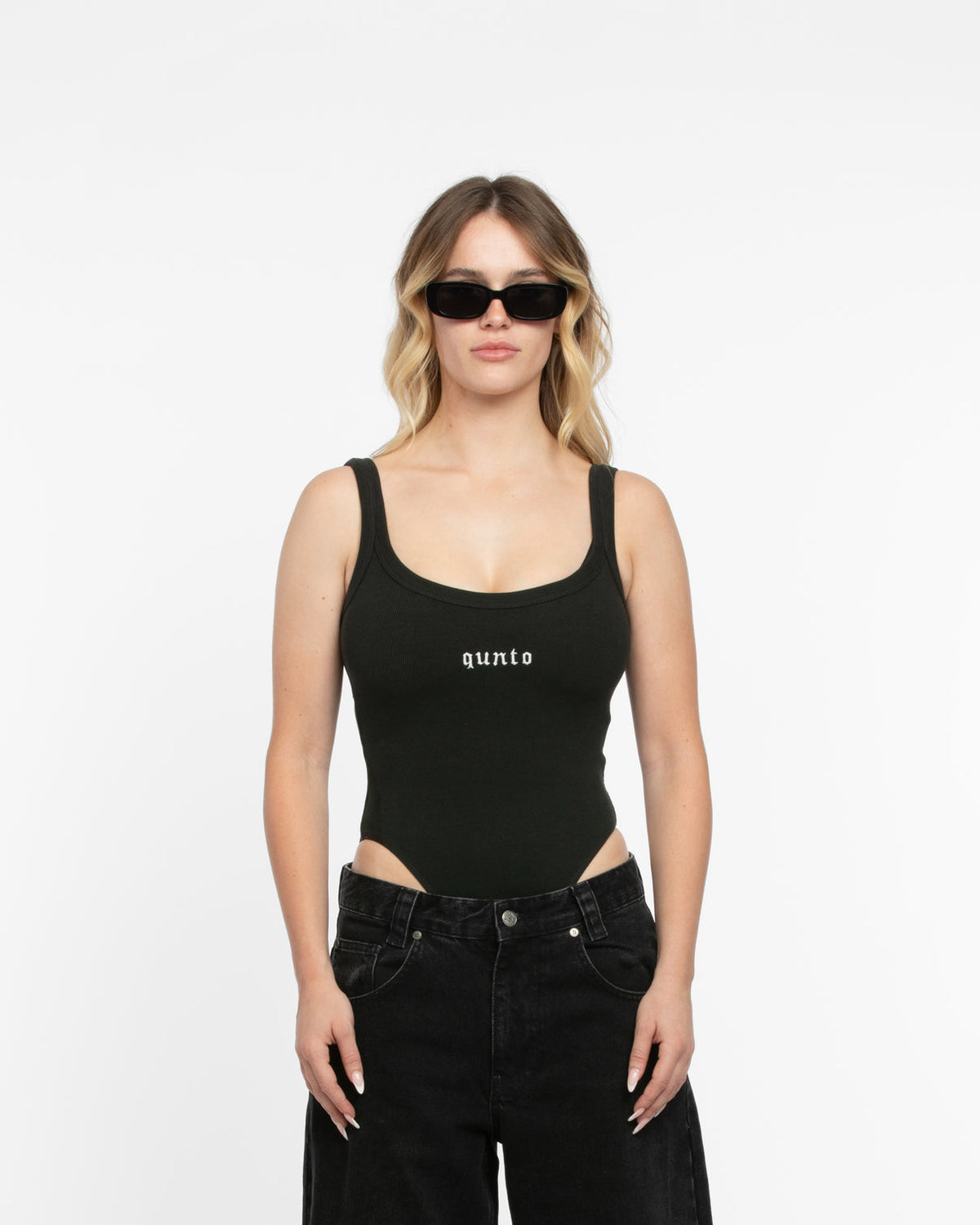 QT BODY BLACK