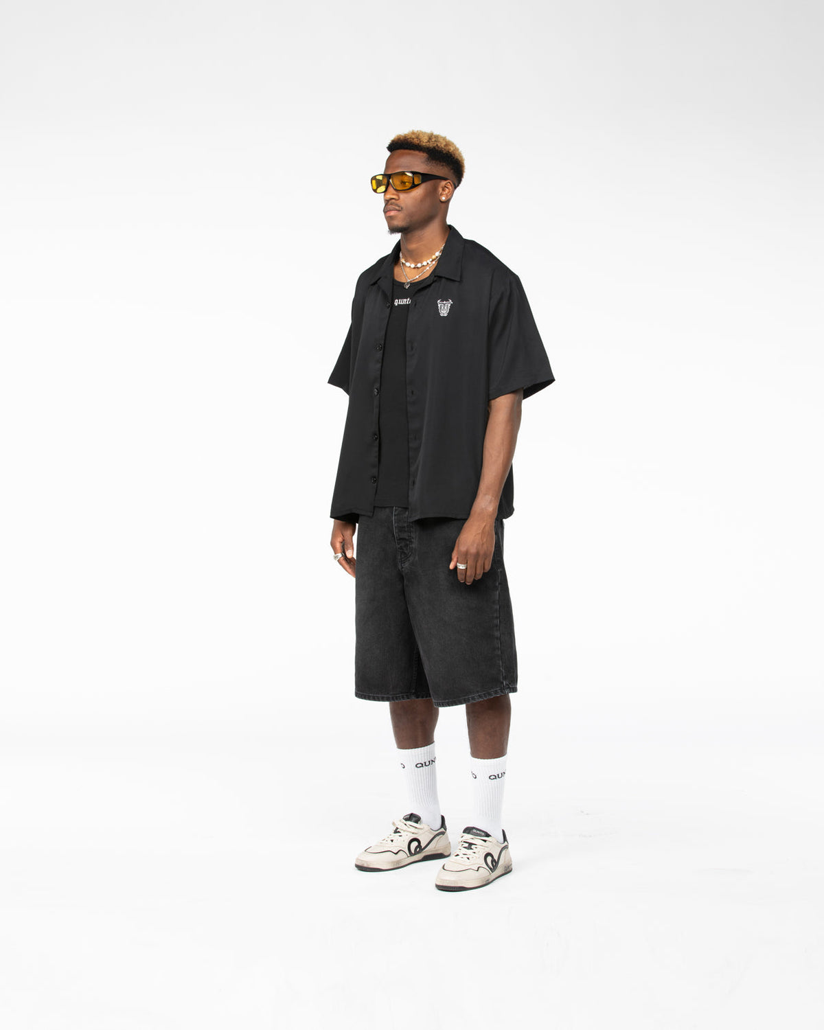 QT SHIRT BLACK