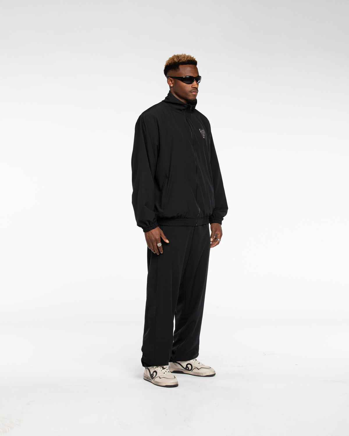 QT TRACK JACKET BLACK