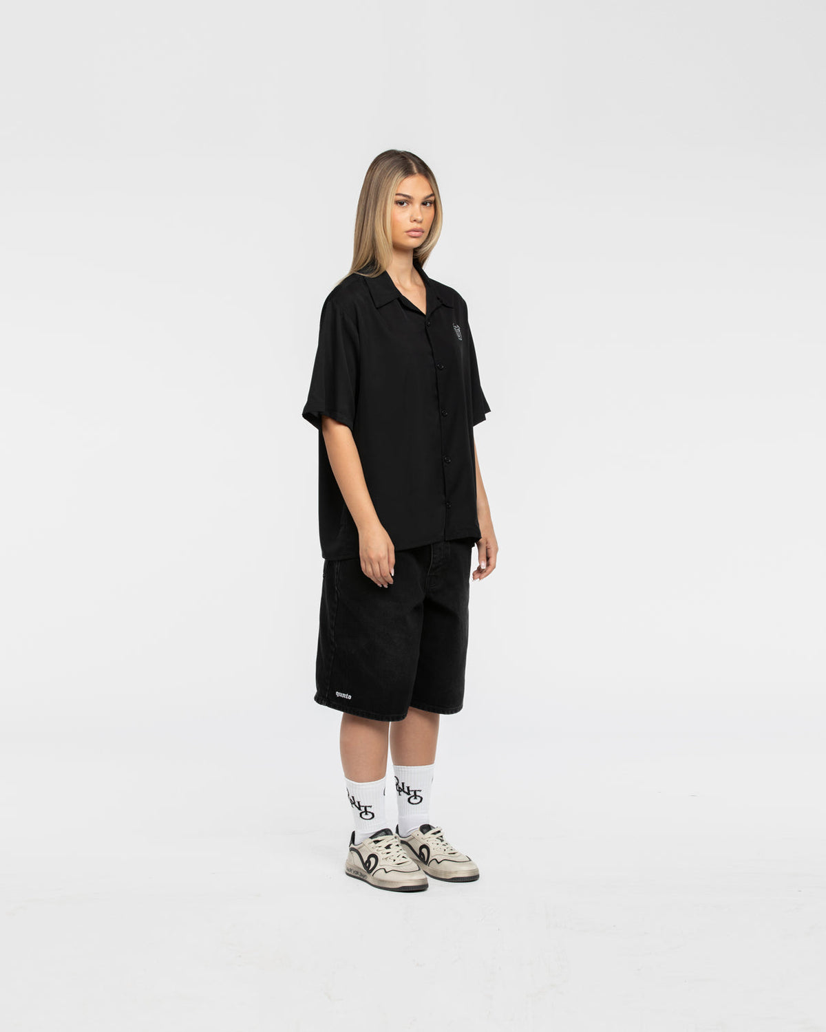 QT SHIRT BLACK